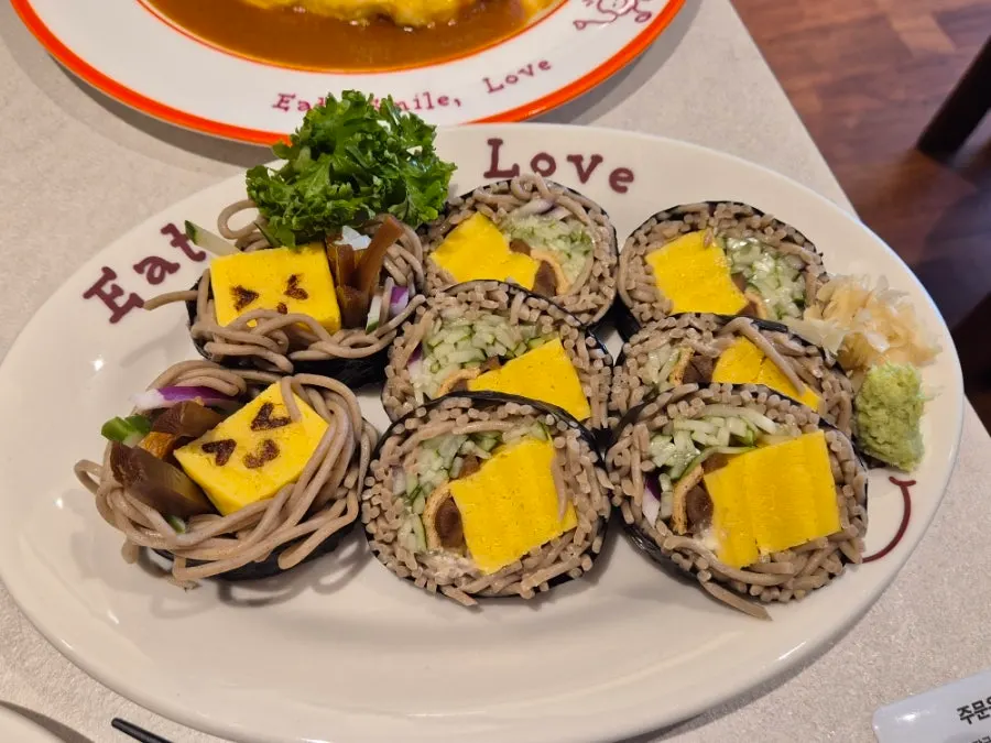 Soba maki rolled up like gimbap