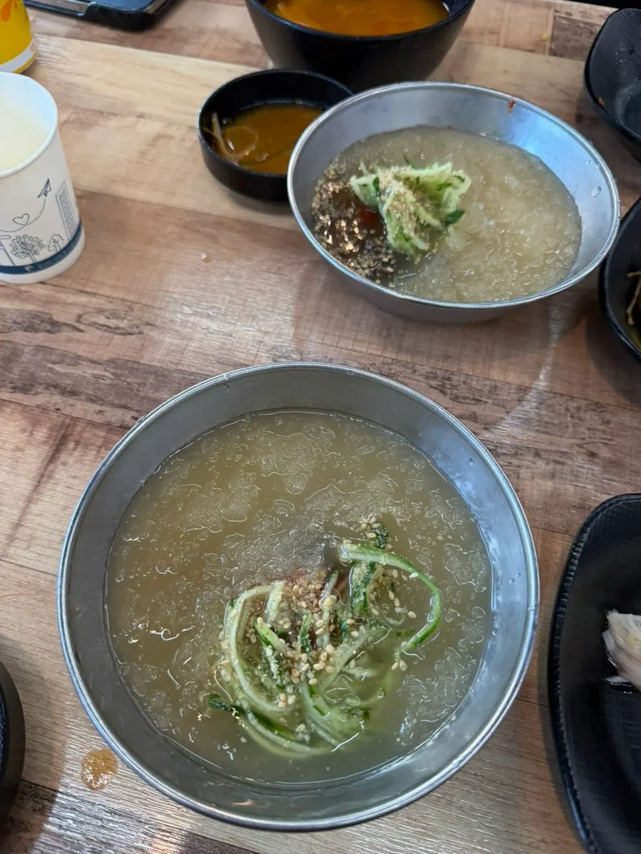 Dessert cold noodle soup with fine ice slush