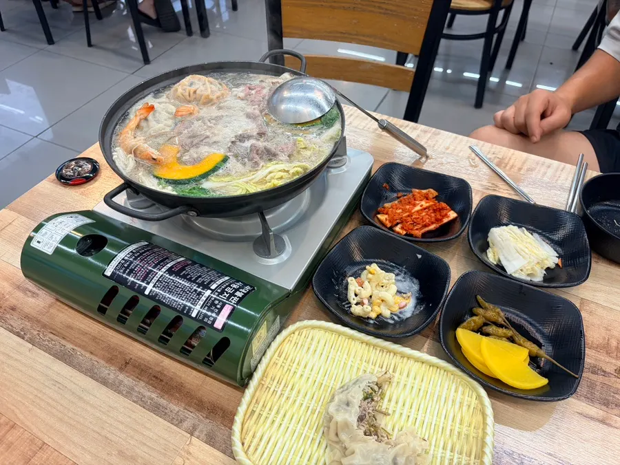 Dumpling hot pot bubbling away