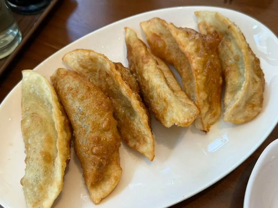 Self-serve bar for extra side dishes