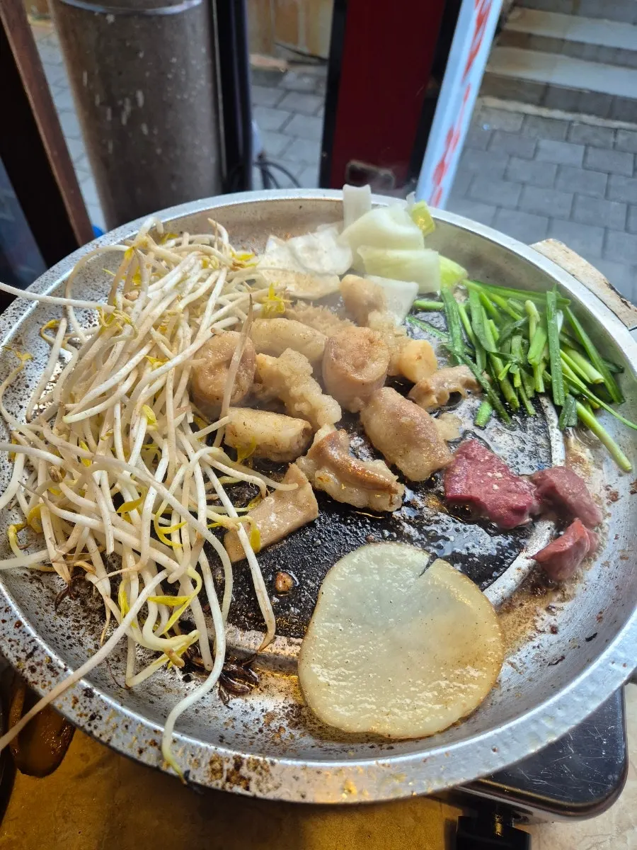 Extra serving of mixed gopchang ordered