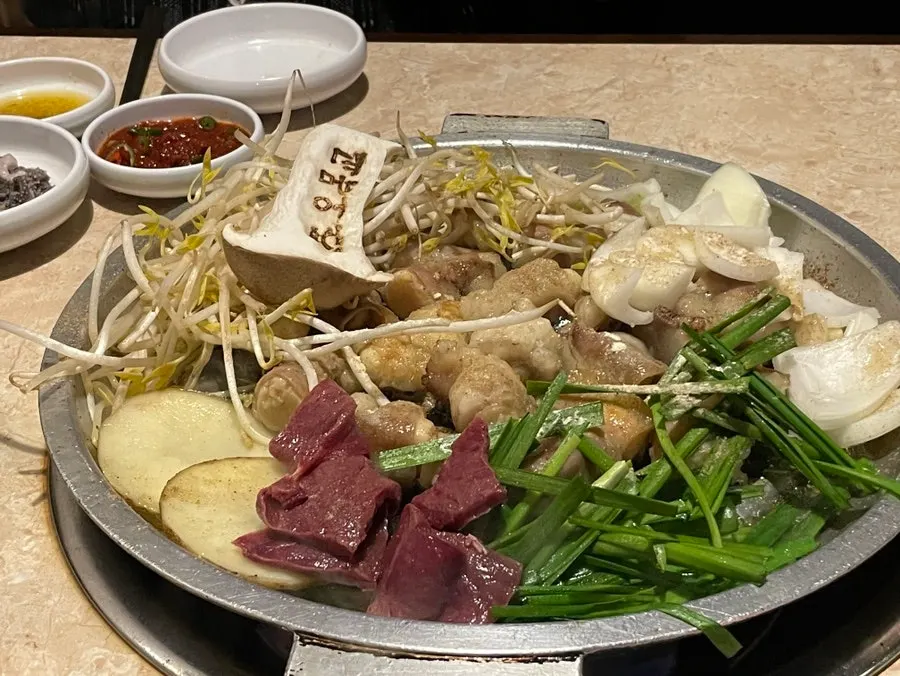 밑반찬으로 나온 천엽