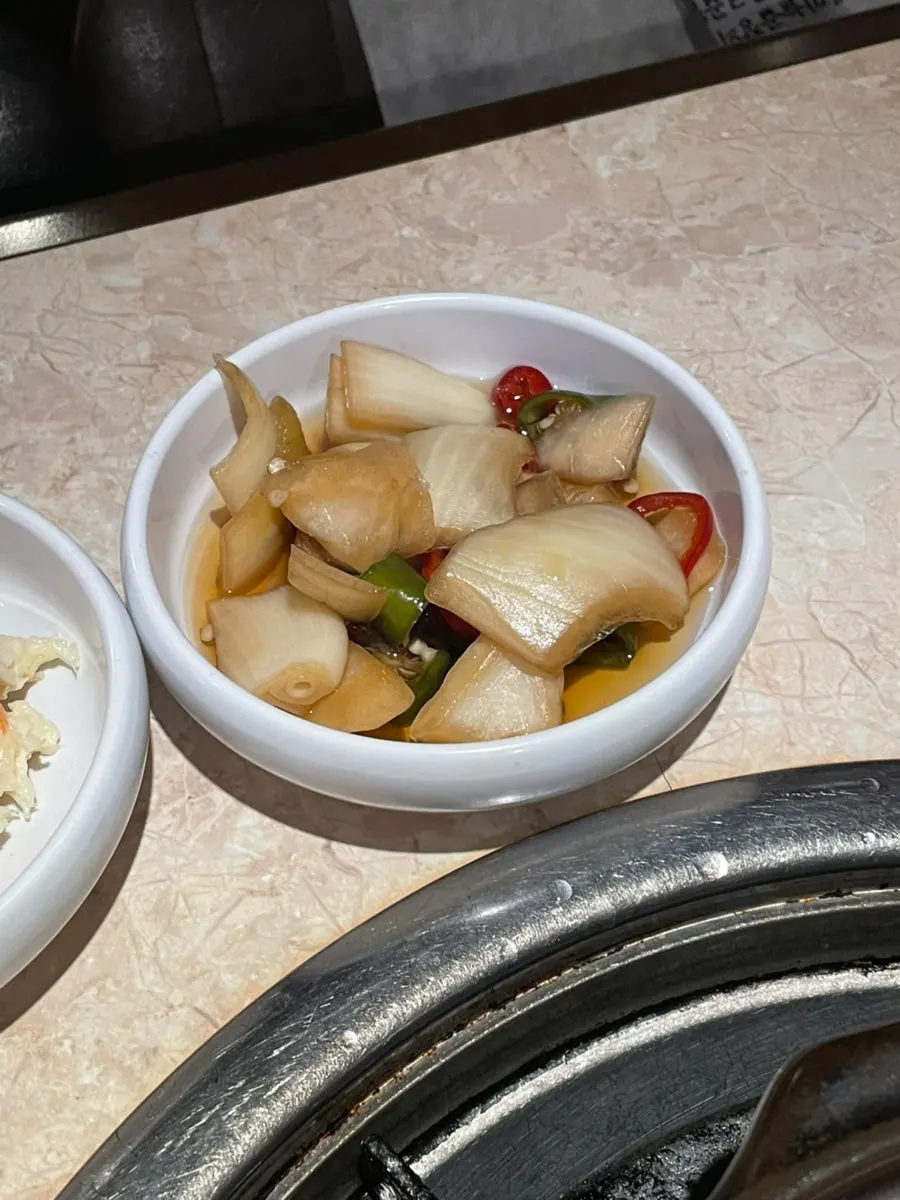 기본찬 양파장아찌