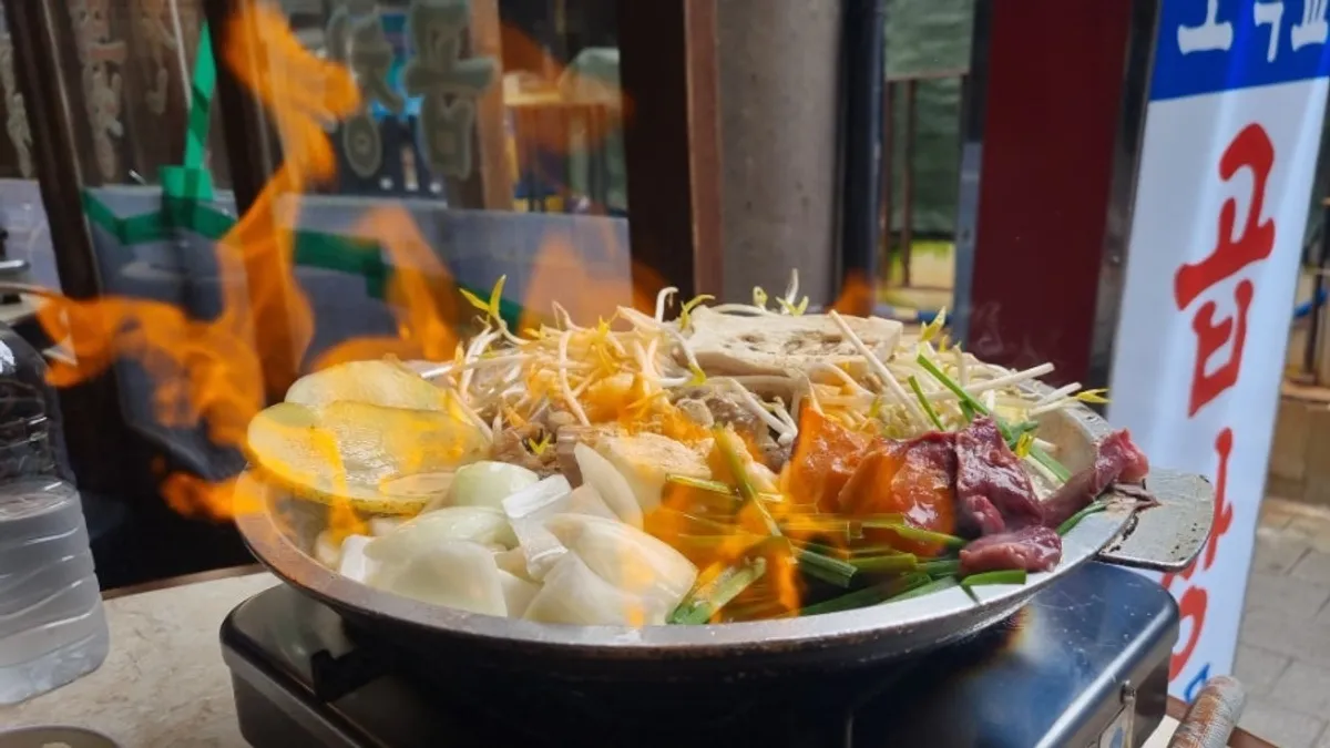 Gopchang and daechang grilled to a golden brown