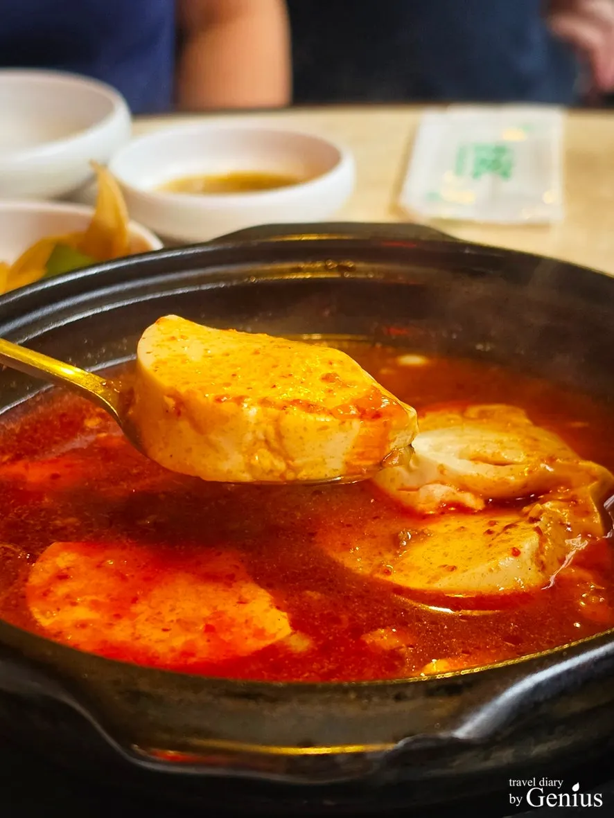 기본찬으로 나온 천엽 한 접시