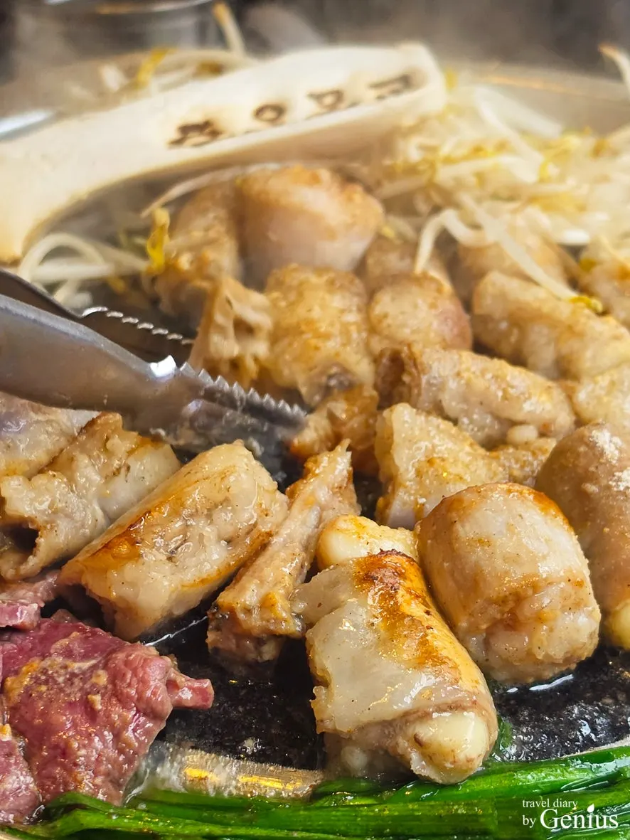 철판에 함께 올려 구운 대파김치