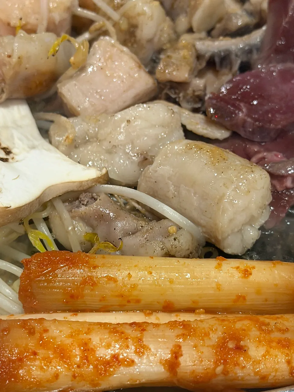 염통과 막창 구이 모습