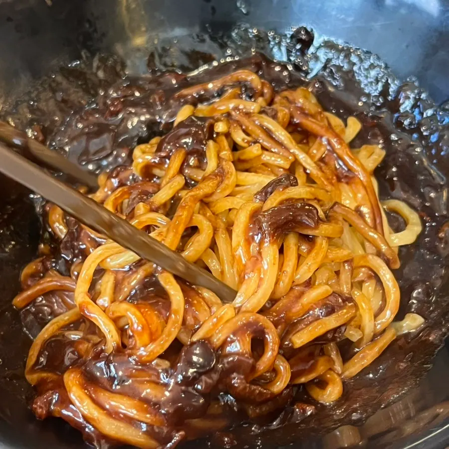 Savory jajangmyeon sauce