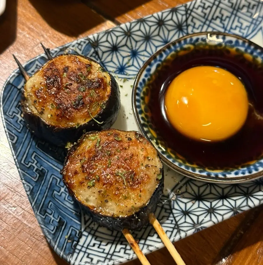 Interior of an Oncheonjang izakaya for solo drinks
