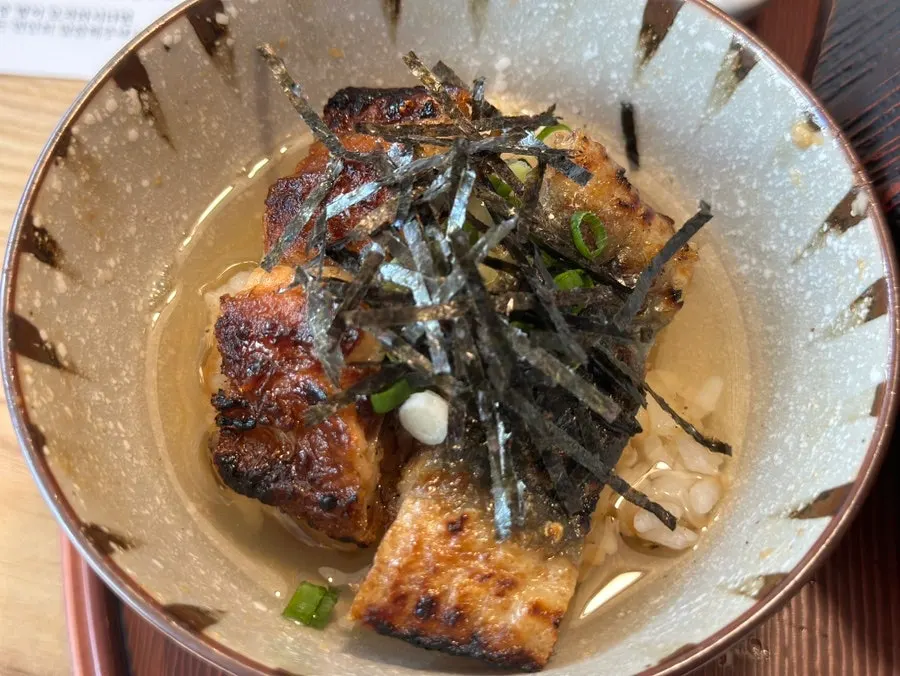 Eel ochazuke with broth poured over rice