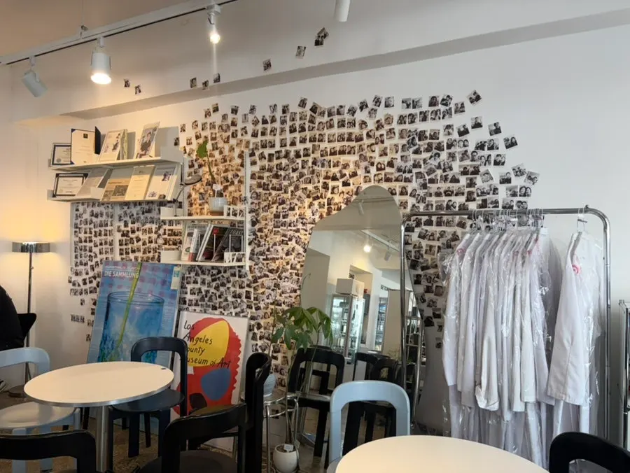 Seating and store view at Wonz Coffee