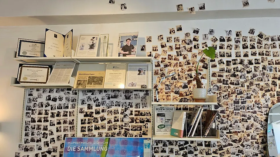Table layout inside Wonz Coffee
