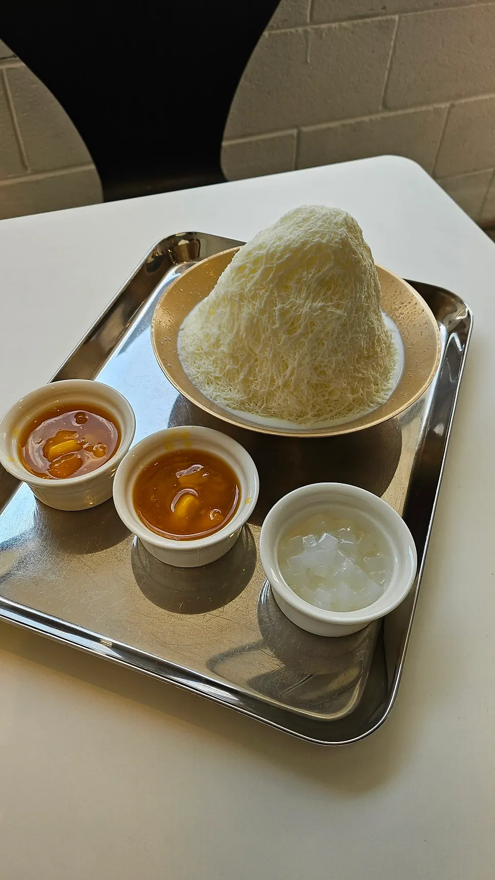 Americano served with espresso and water separately