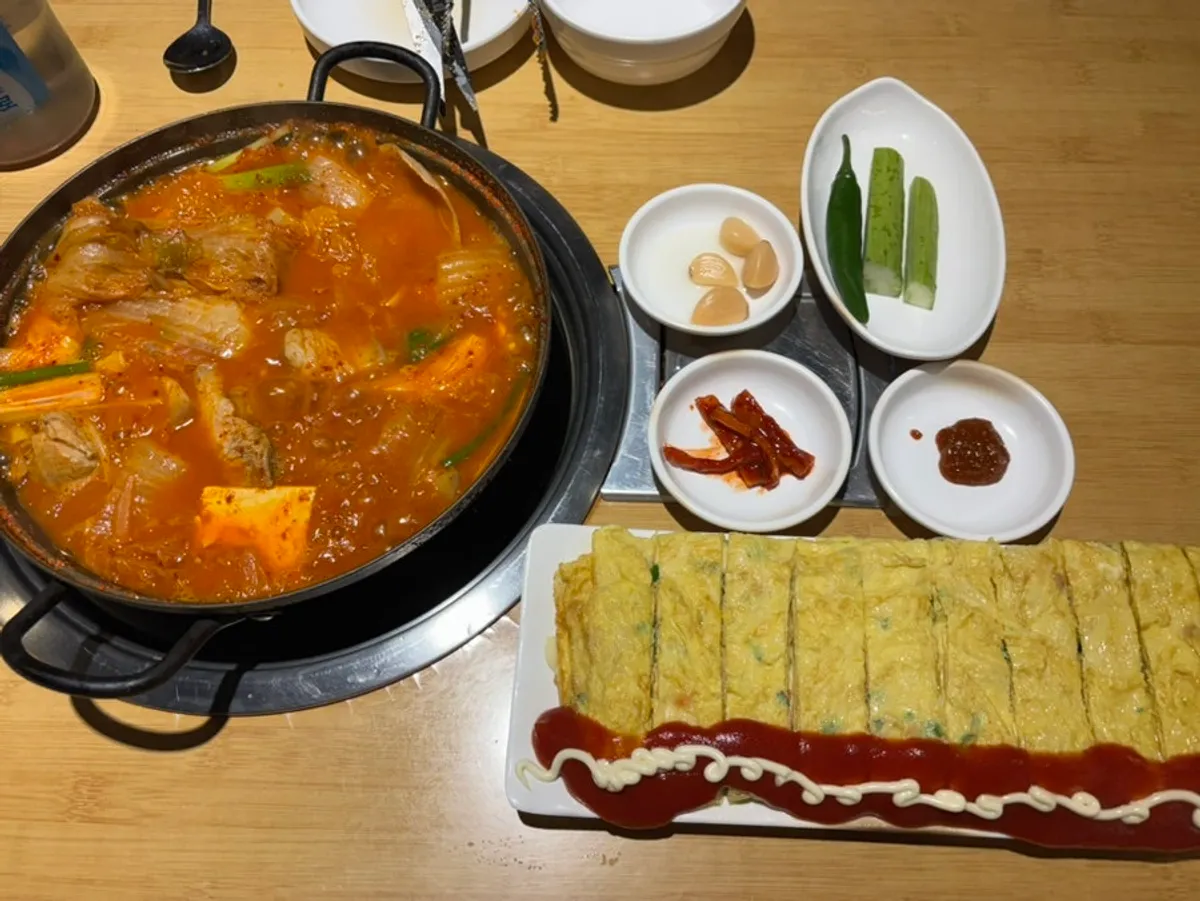 오늘도웃자 초월 대표 사진