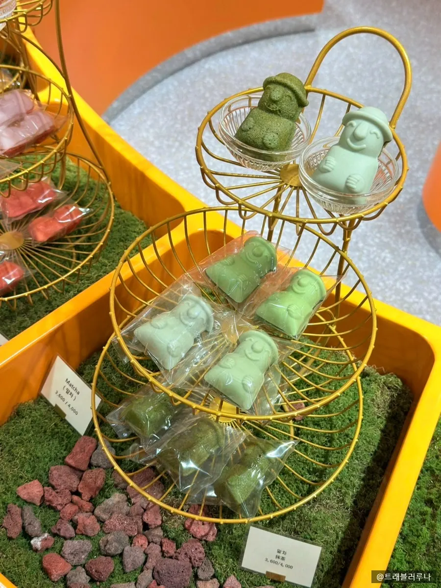Dol hareubang madeleine corner sorted by flavor