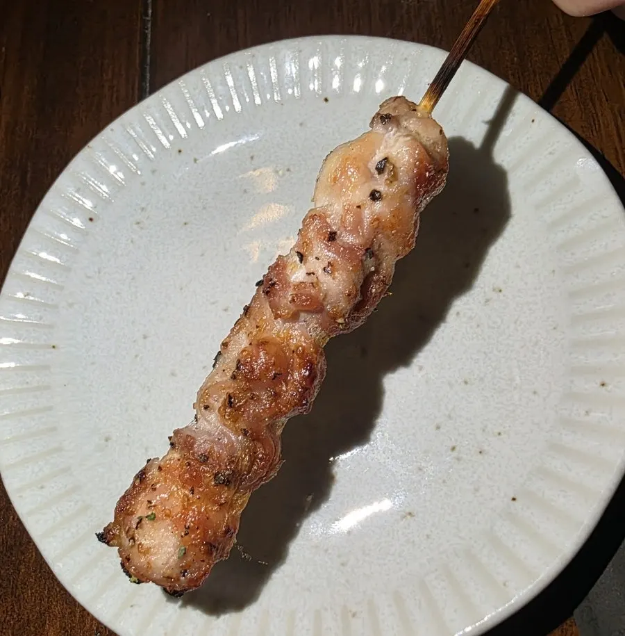 Salt-grilled hatsu (chicken heart) skewer