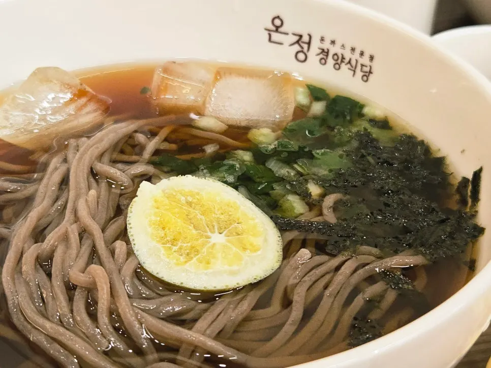 진한 쯔유의 청귤 냉모밀
