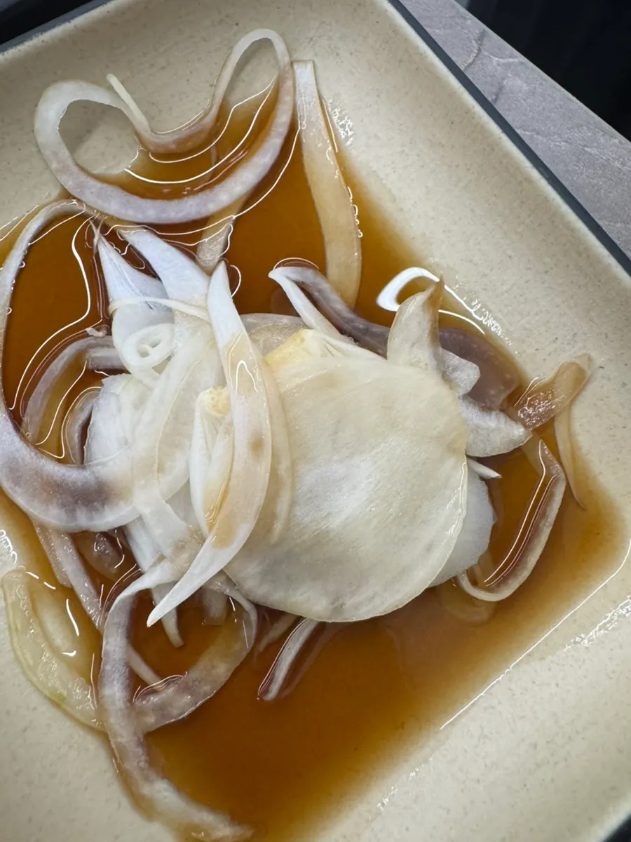 계란찜과 함께 차려진 고기 상차림