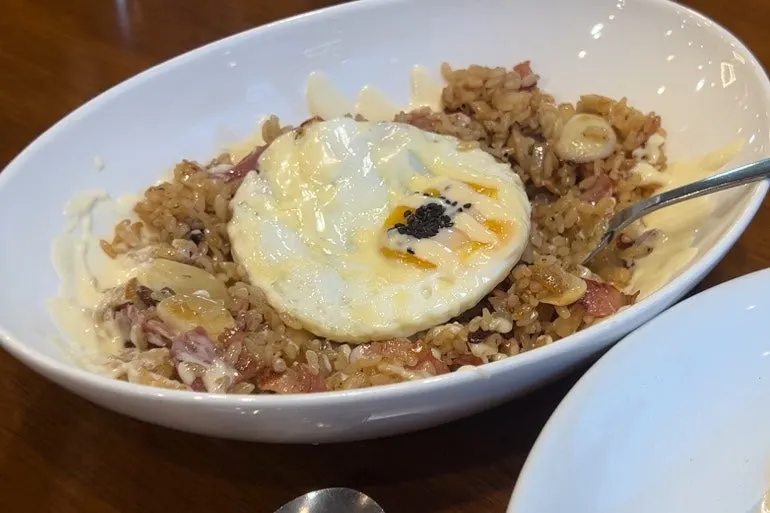 오퍼스240 베이컨볶음밥