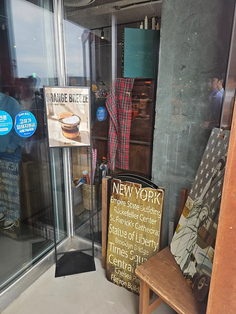 Interior of Orange Bagel styled with a New York feel