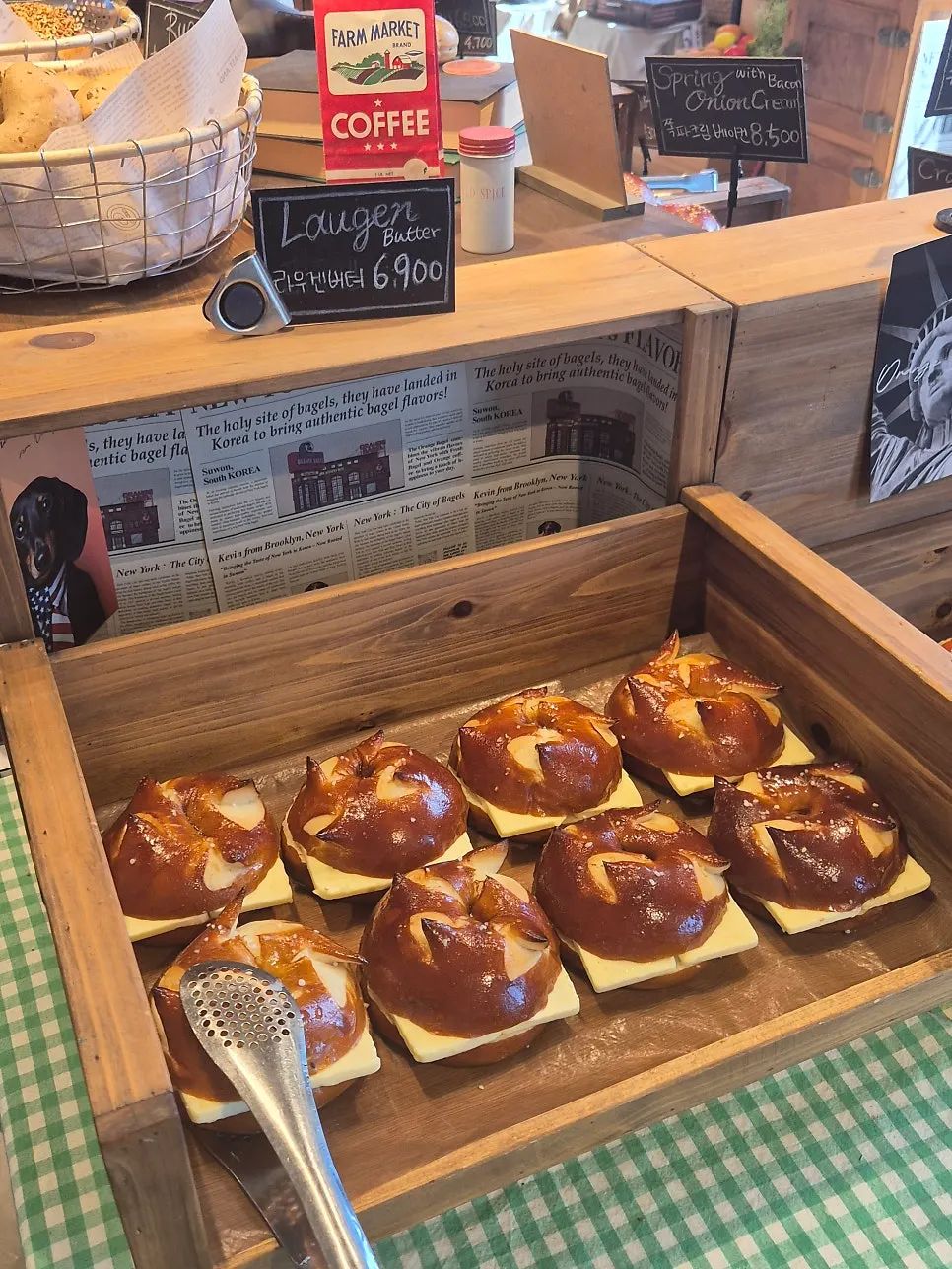 Corn-topped bagels on display