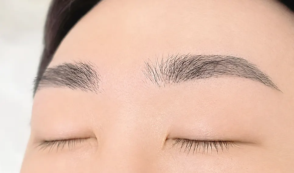 Natural-brow technique tattoo process following hair direction