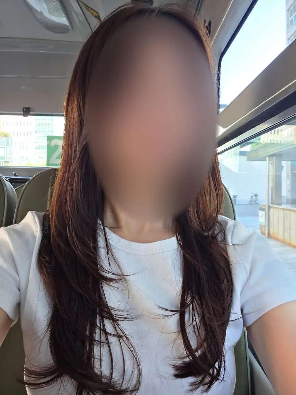 두피스케일링과 커트를 마친 최종 헤어스타일