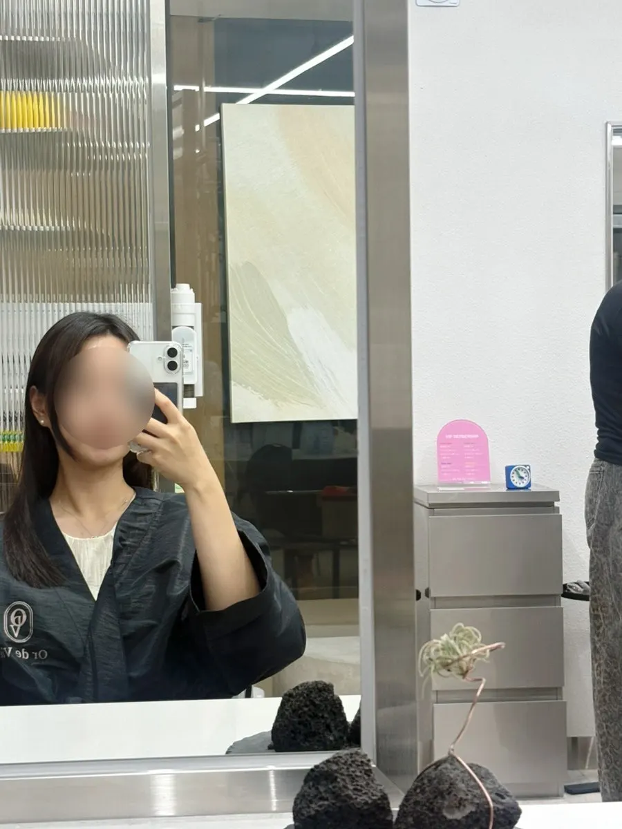 안마의자가 놓인 매장 한쪽