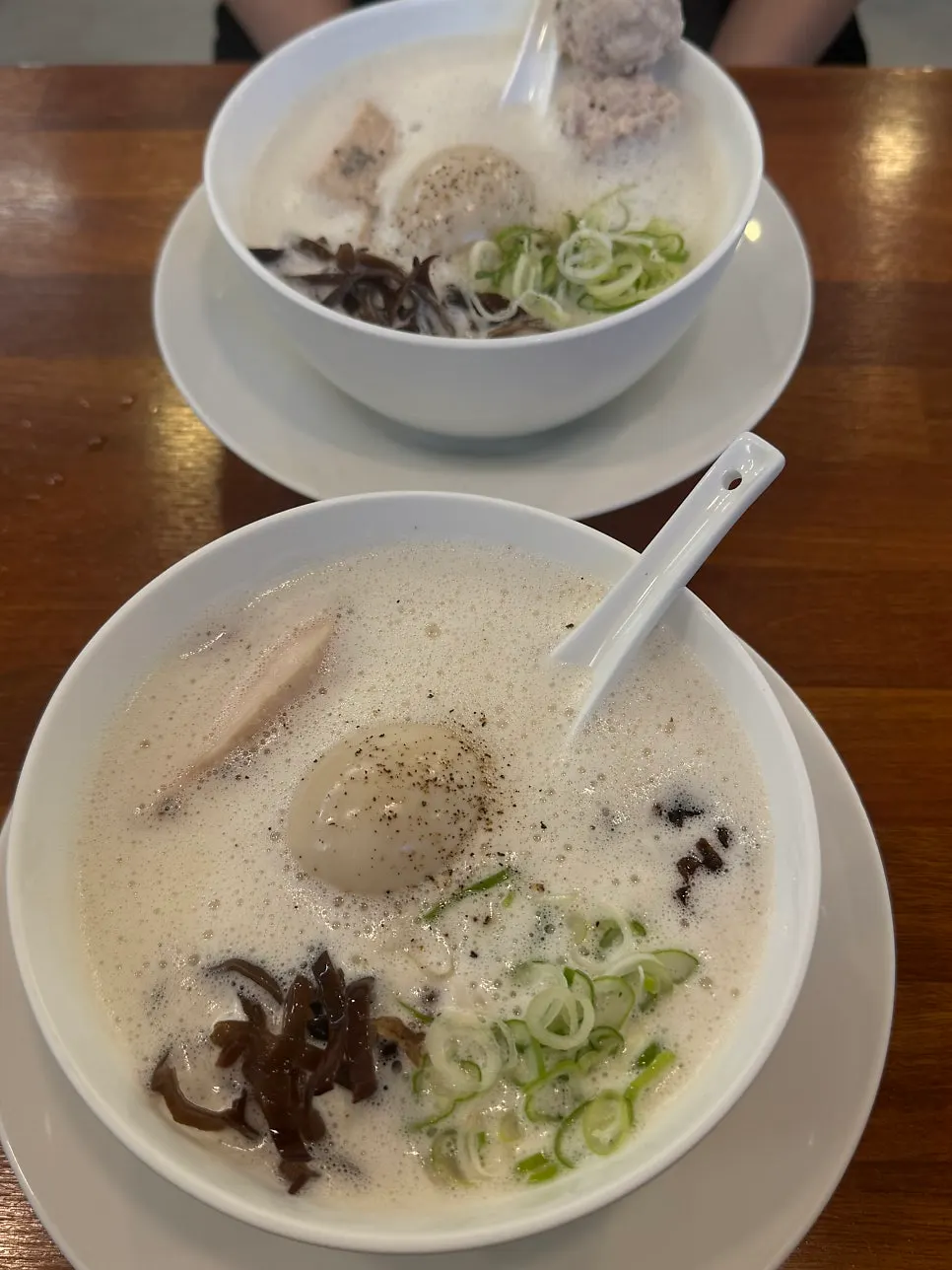 국물까지 비운 라멘 그릇