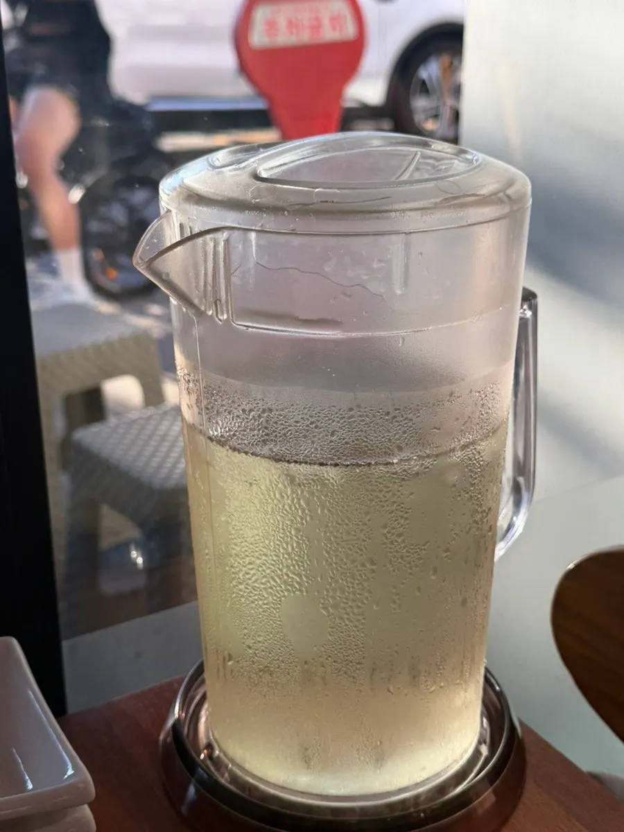 Green tea served instead of plain water
