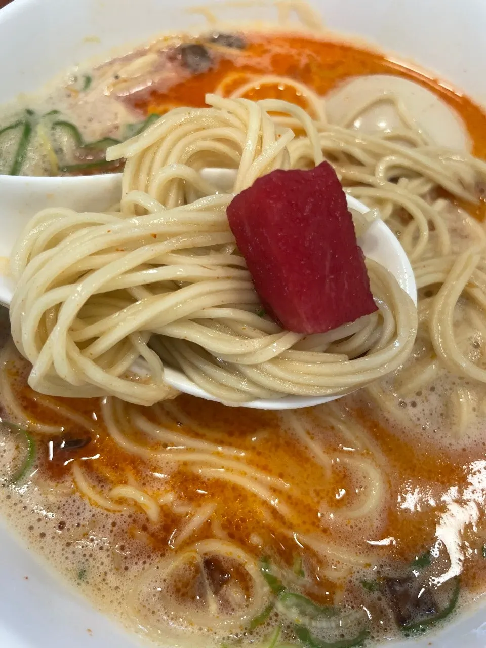 면을 건져 올린 카라파이탄