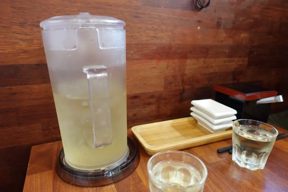 Basic pickles and cool green tea