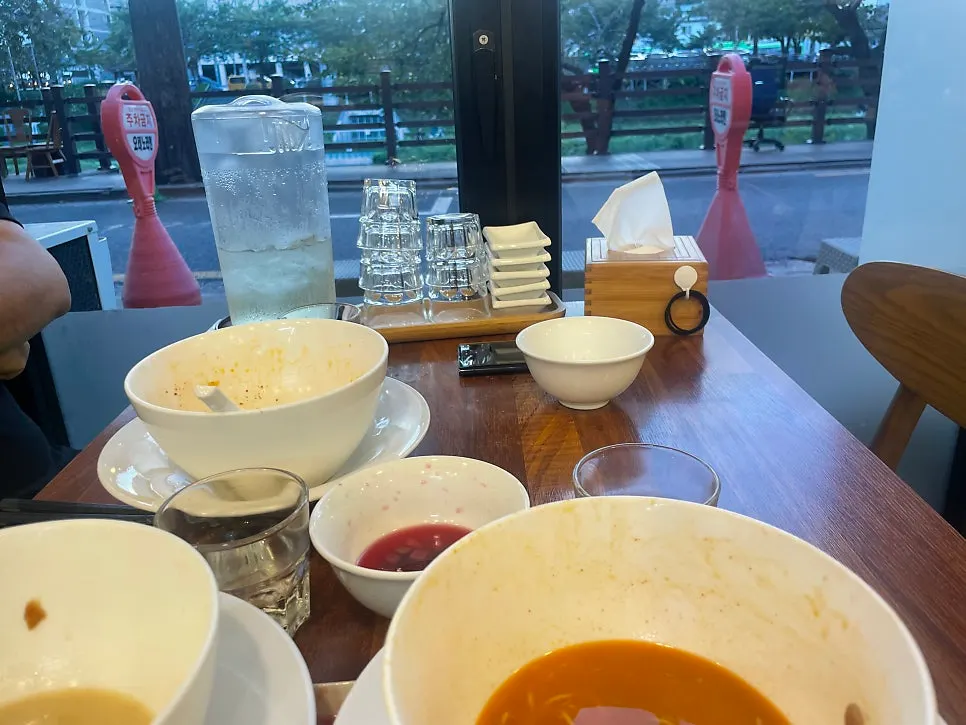 The table at Oreno Ramen Eunpyeong after finishing the meal