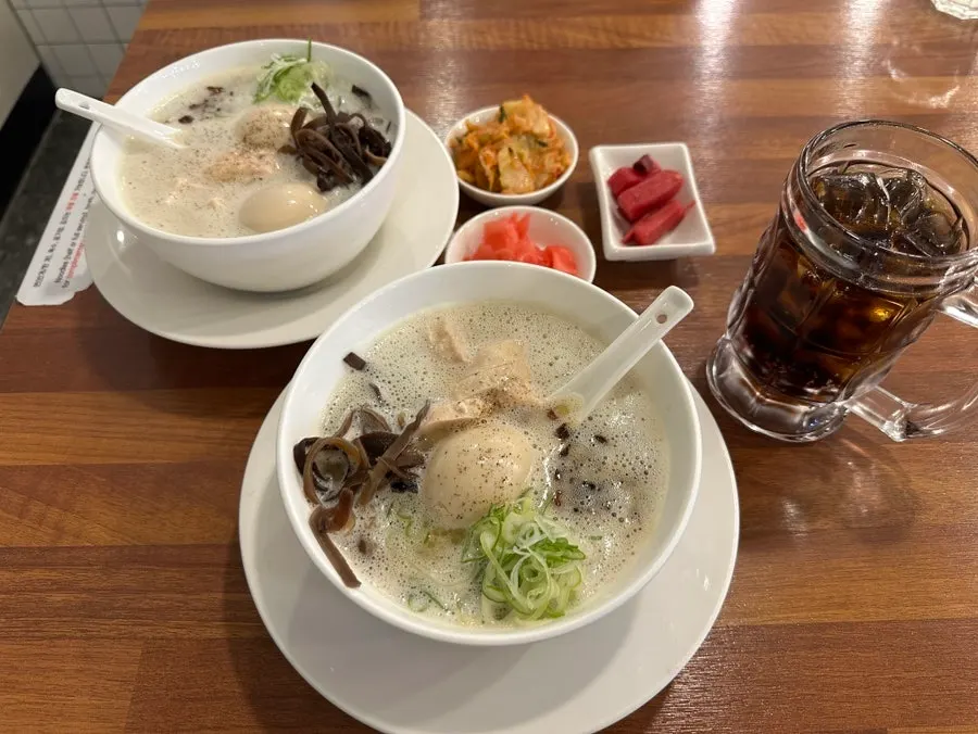 Menu board showing tori paitan and kara paitan