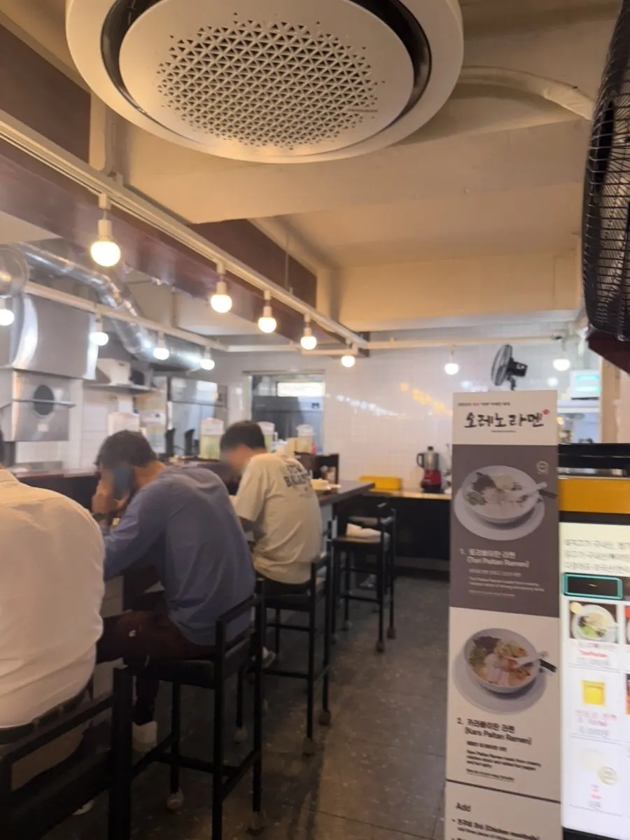 혼밥하기 편한 오레노라멘 강남점 좌석