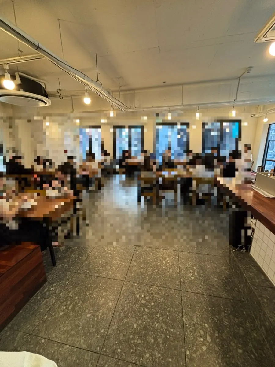 오레노라멘 강남점 웨이팅 좌석