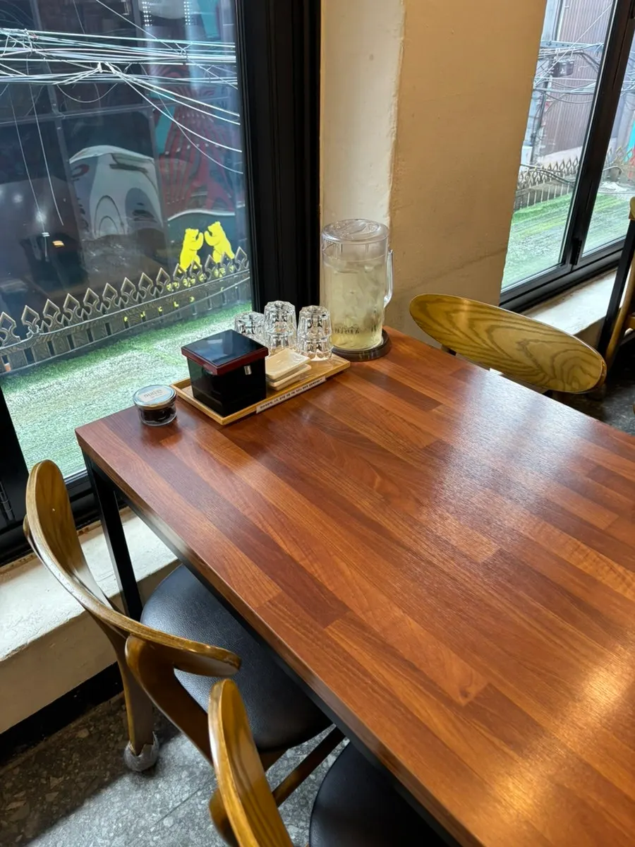 오레노라멘 강남점 정갈한 좌석