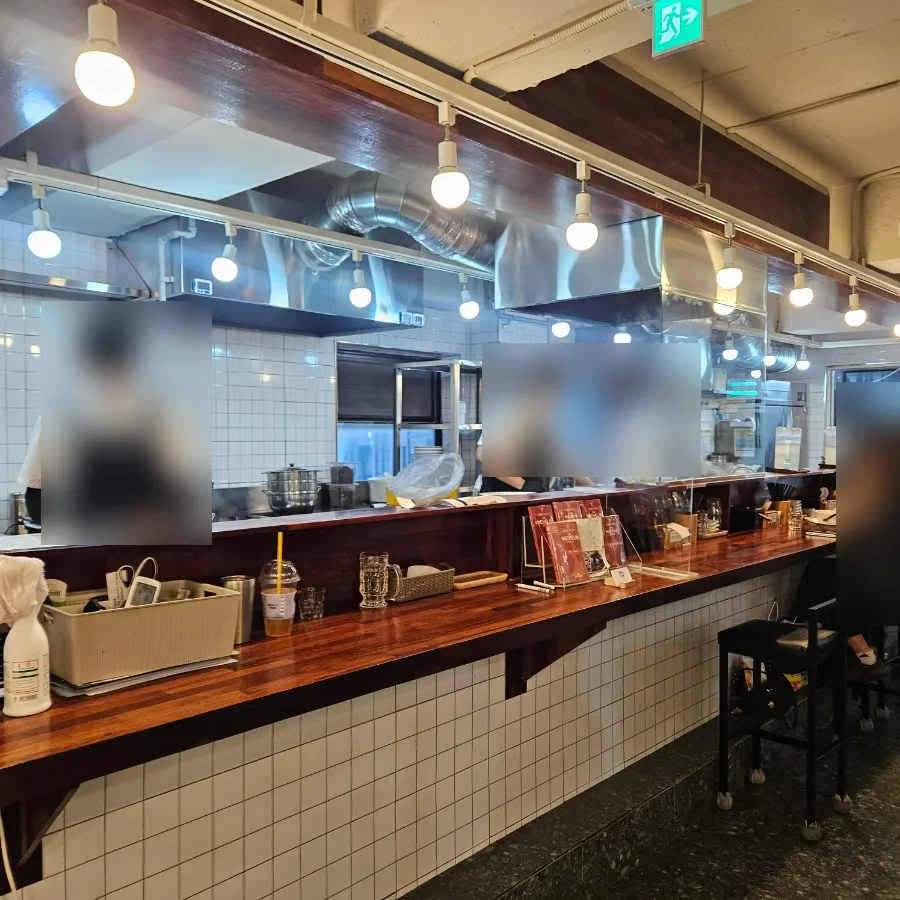 Spacious interior seating at Oreno Ramen Gangnam