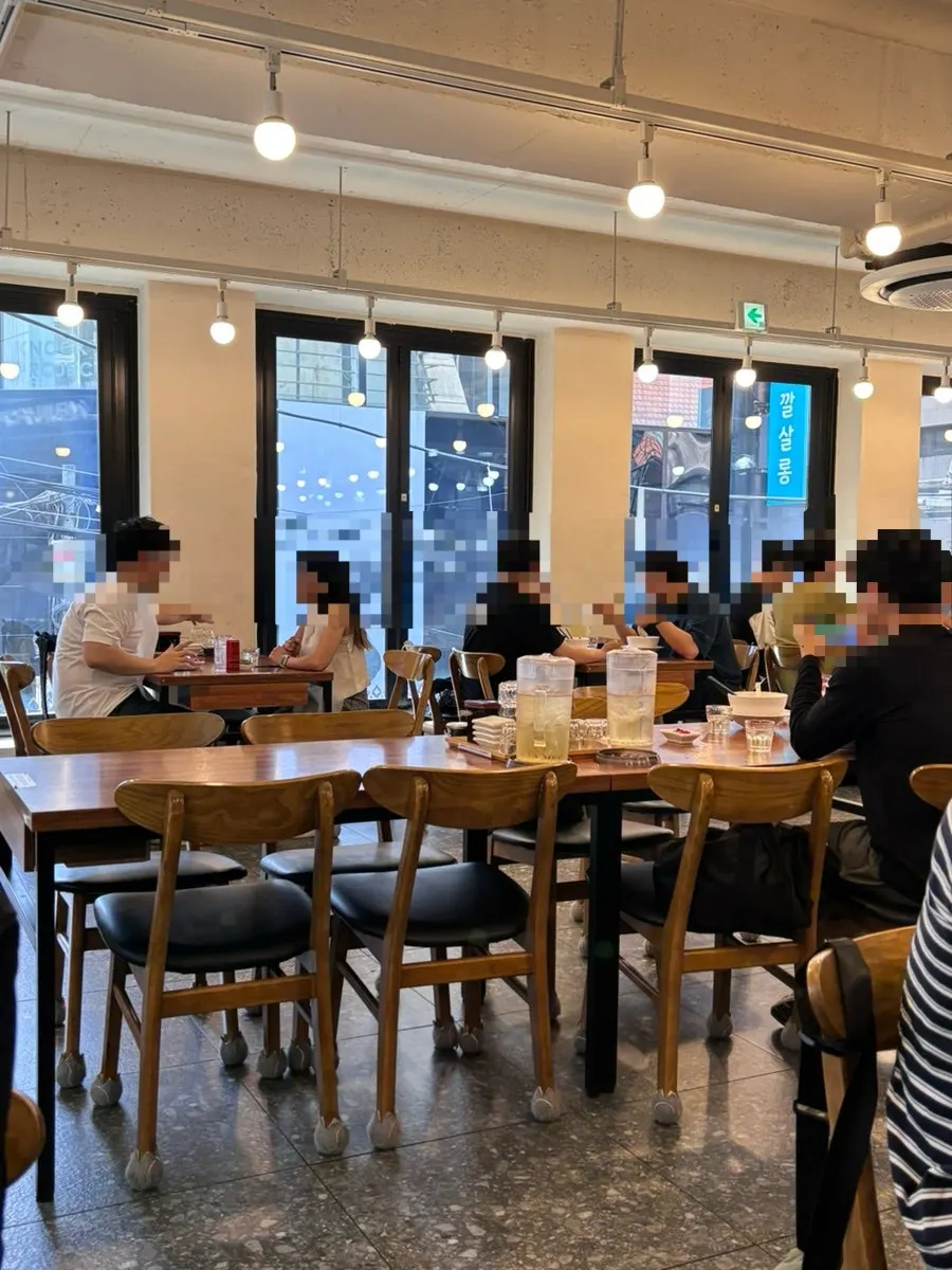 Bar table seating at Oreno Ramen Gangnam