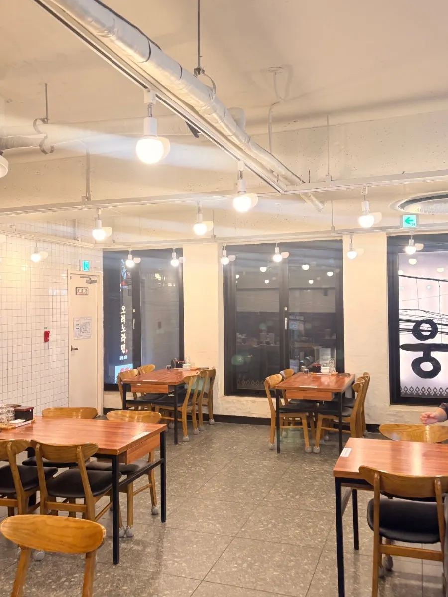 미쉐린 가이드 빕구르망 선정 안내가 있는 오레노라멘 강남점
