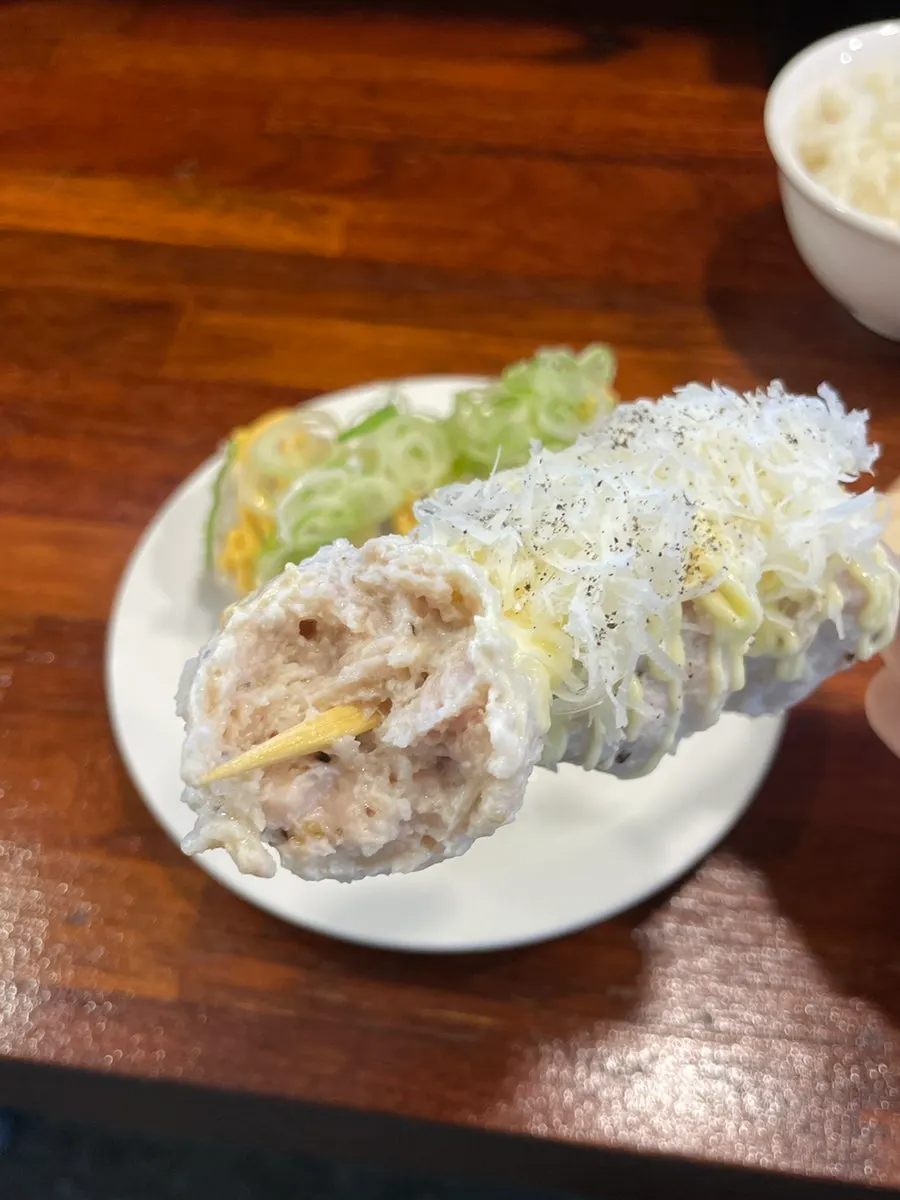 부드러운 닭고기 완자 츠쿠네 단면
