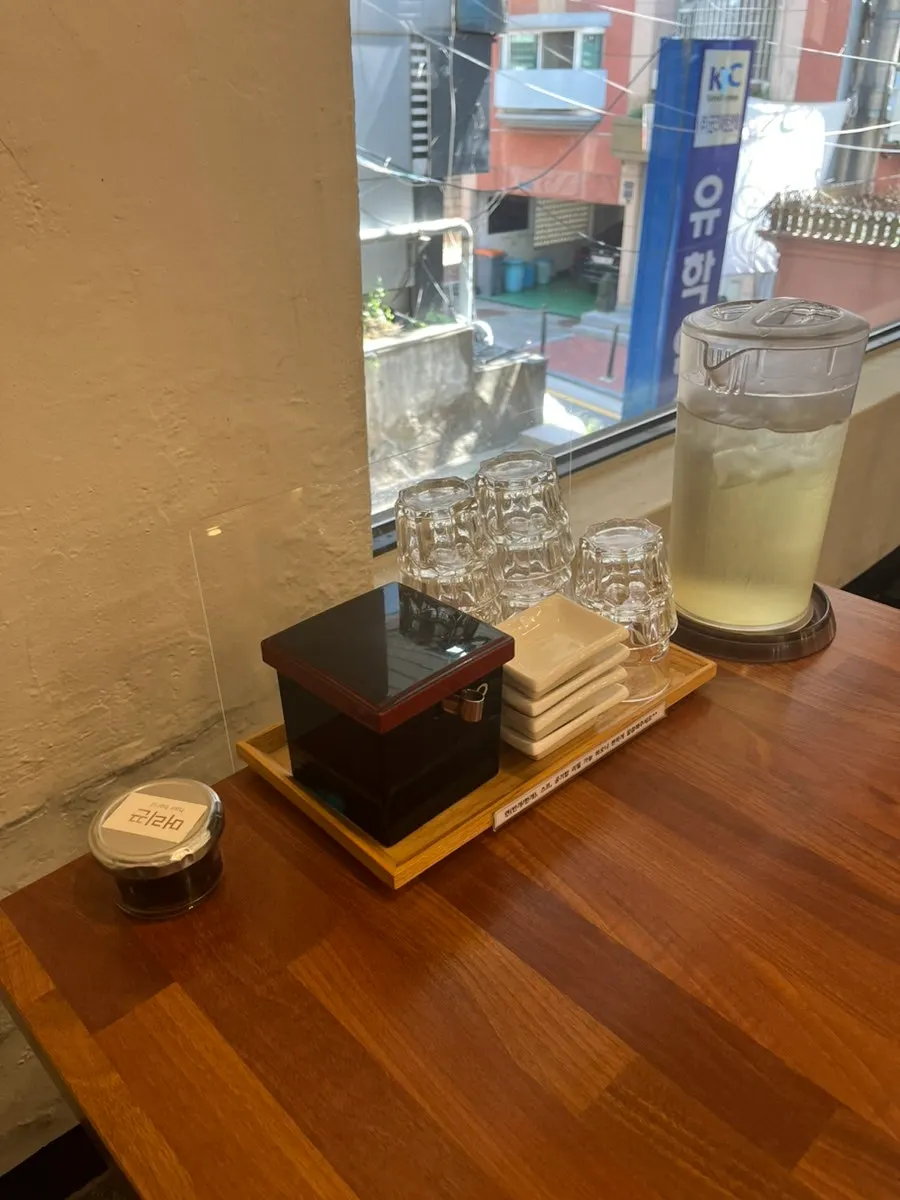 Seating atmosphere inside Oreno Ramen Gangnam