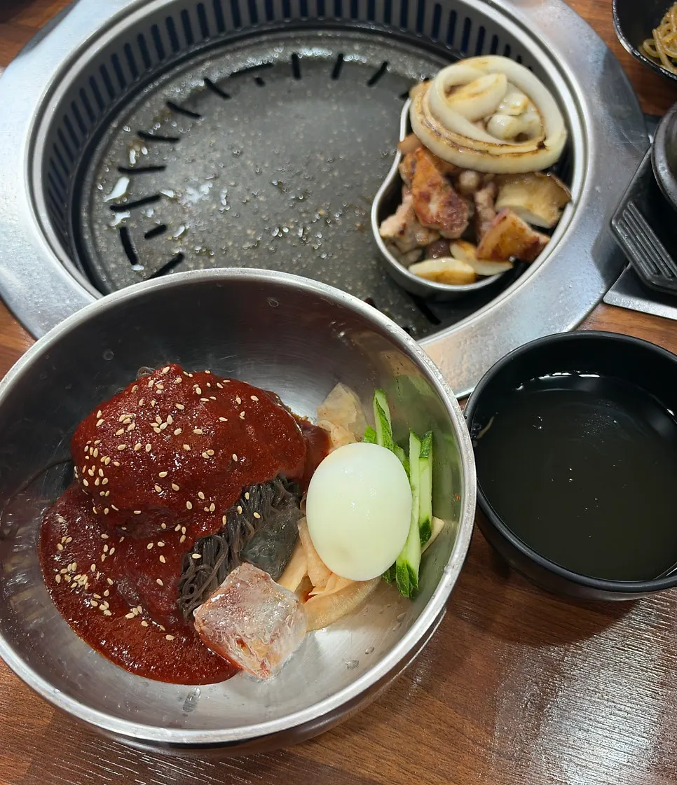 Bibim naengmyeon ordered to finish the meal