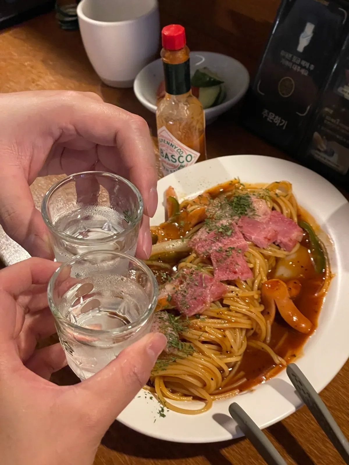 Close-up of the Neapolitan pasta's tomato sauce and noodles