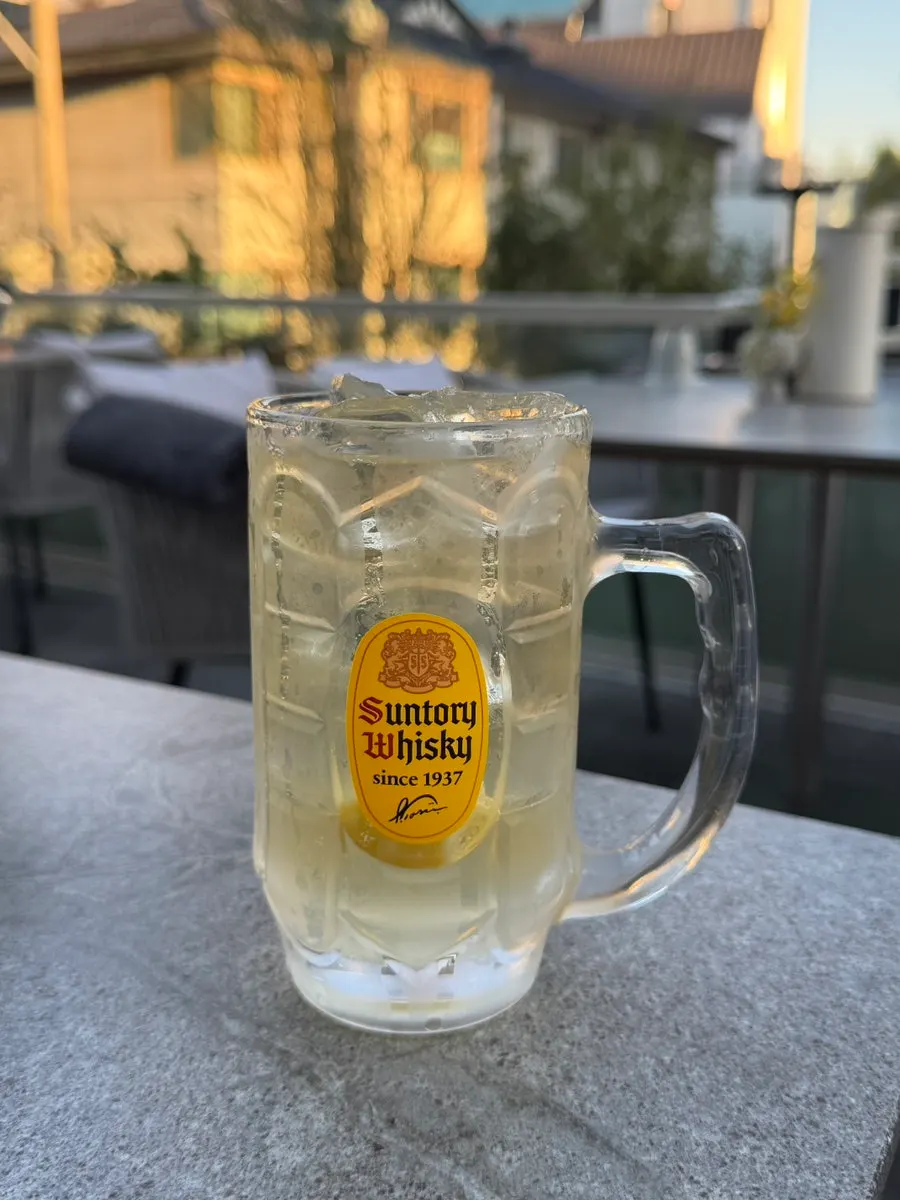 A complimentary Suntory highball