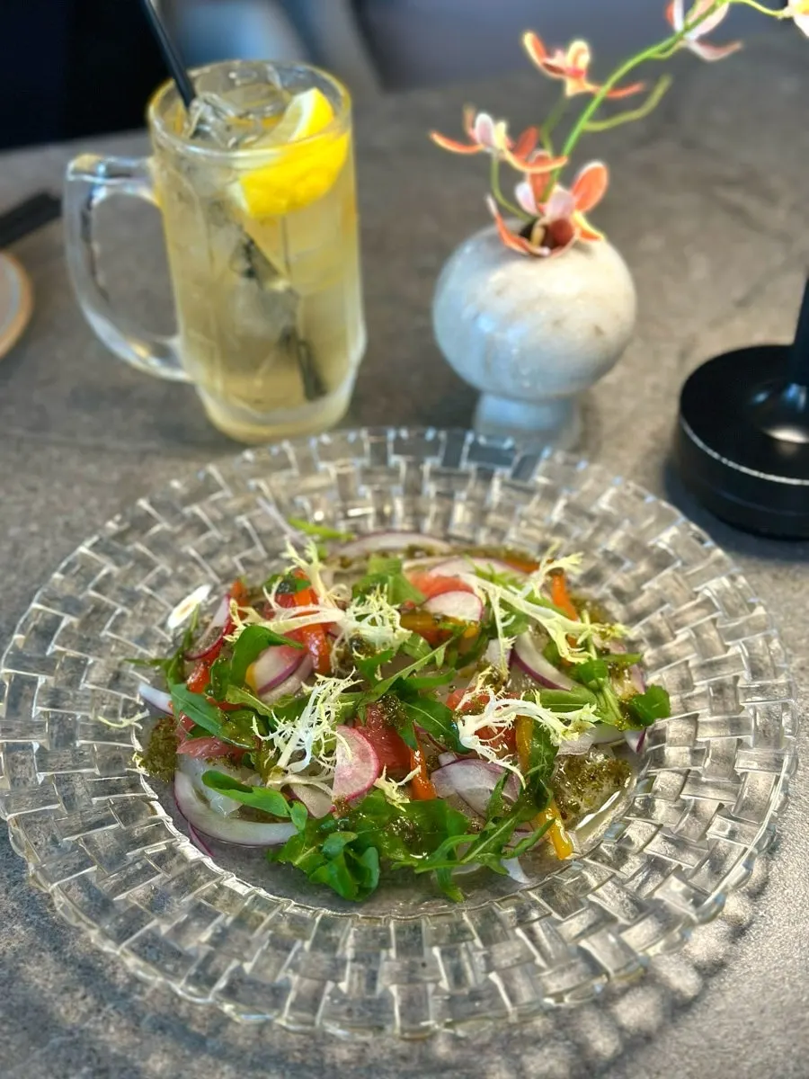 Plate of flounder ceviche at Osa Cheongdam