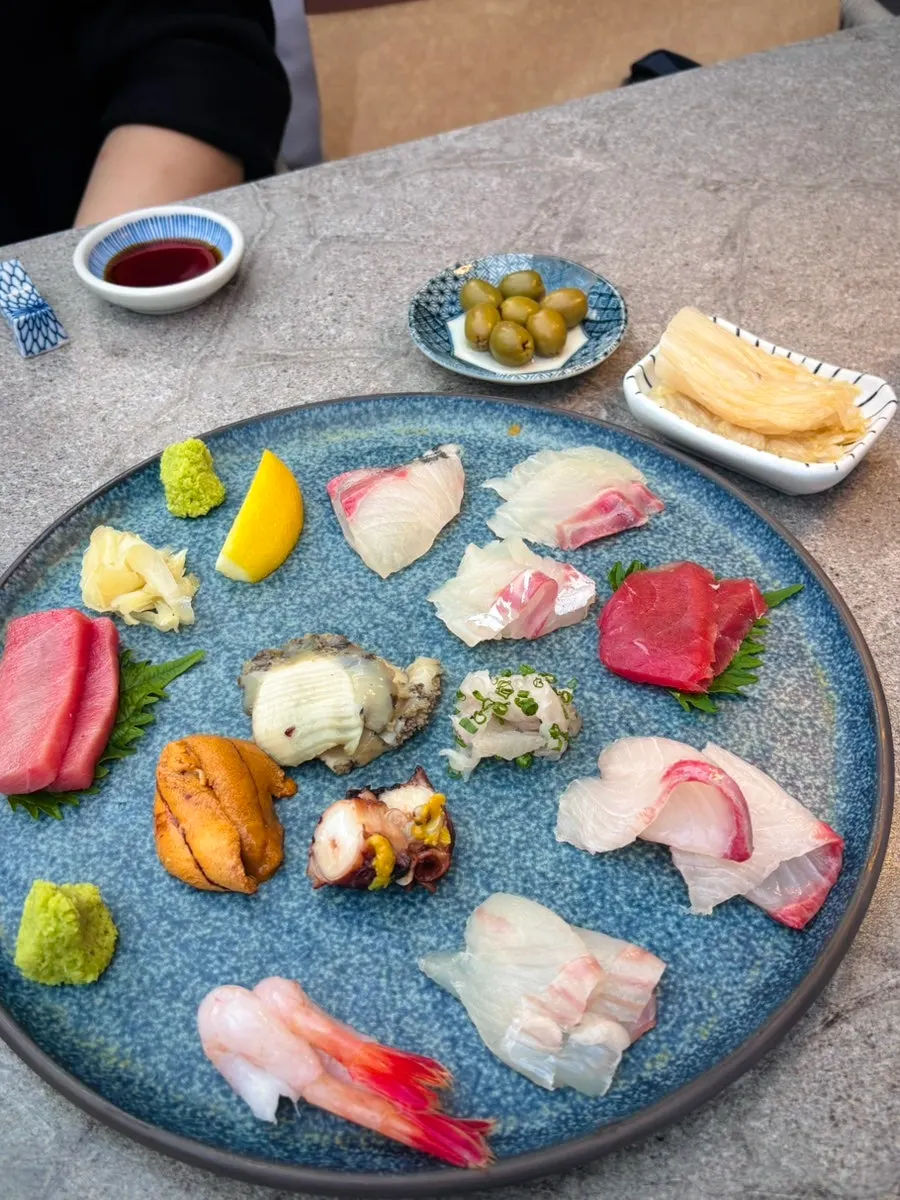 오사 청담 오토시 접시 근접 컷