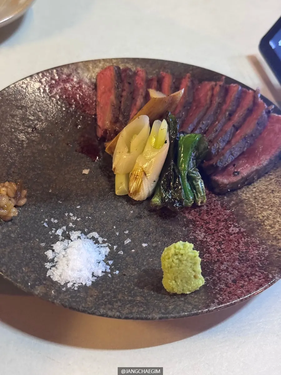 Hanwoo sirloin steak table setting at OSA Hannam