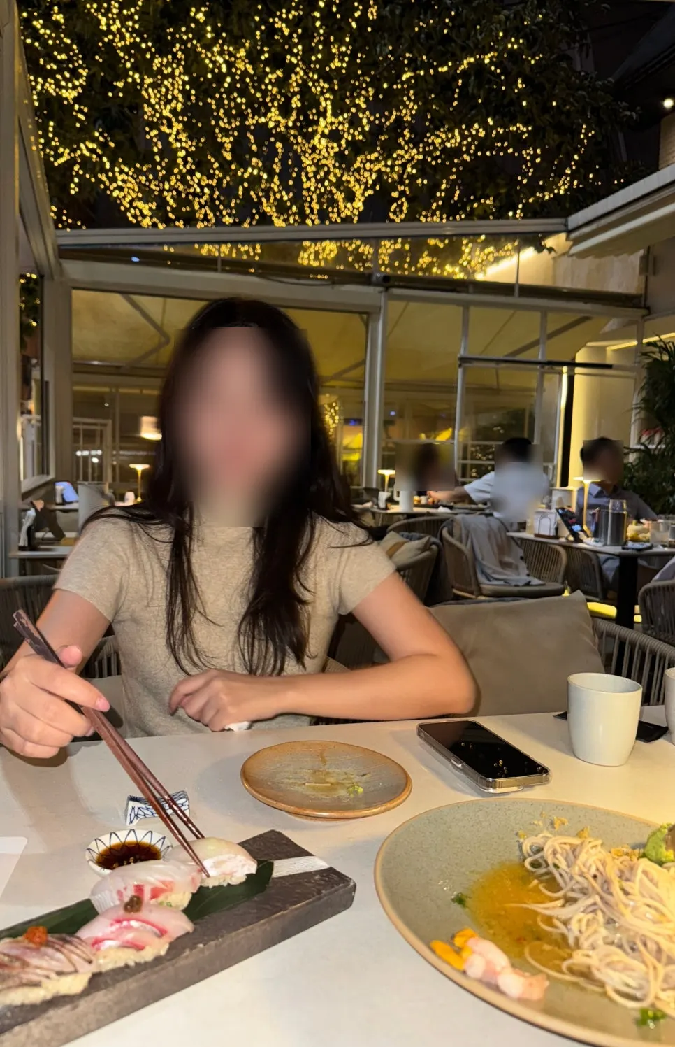 비벼낸 들기름 소바를 덜어낸 모습