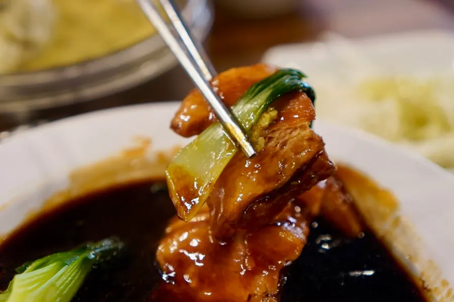 A stone-pot jjajang meal served with rice